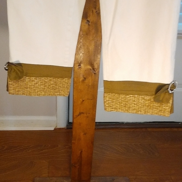 The Denim Tailor Boho Cream Capris Pants Size 8P Fabric Rhinestones Buckle - Picture 11 of 14